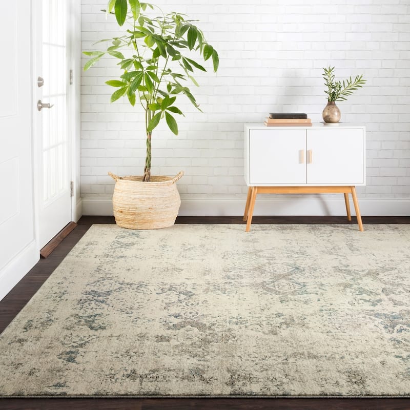 Alexander Home Carissa Diamond Distressed Rug