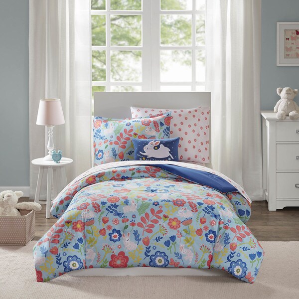 Mi Zone Kids Hoppy Blue 8-piece Bed in a Bag Set