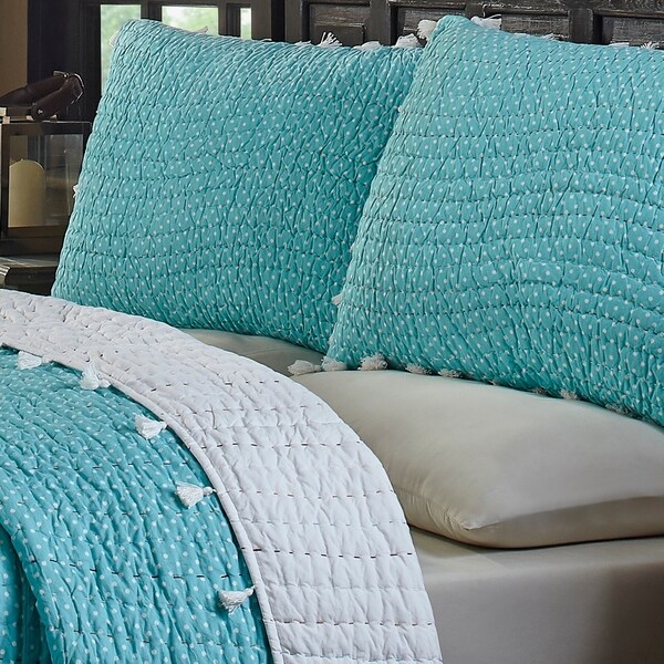 turquoise cotton quilt