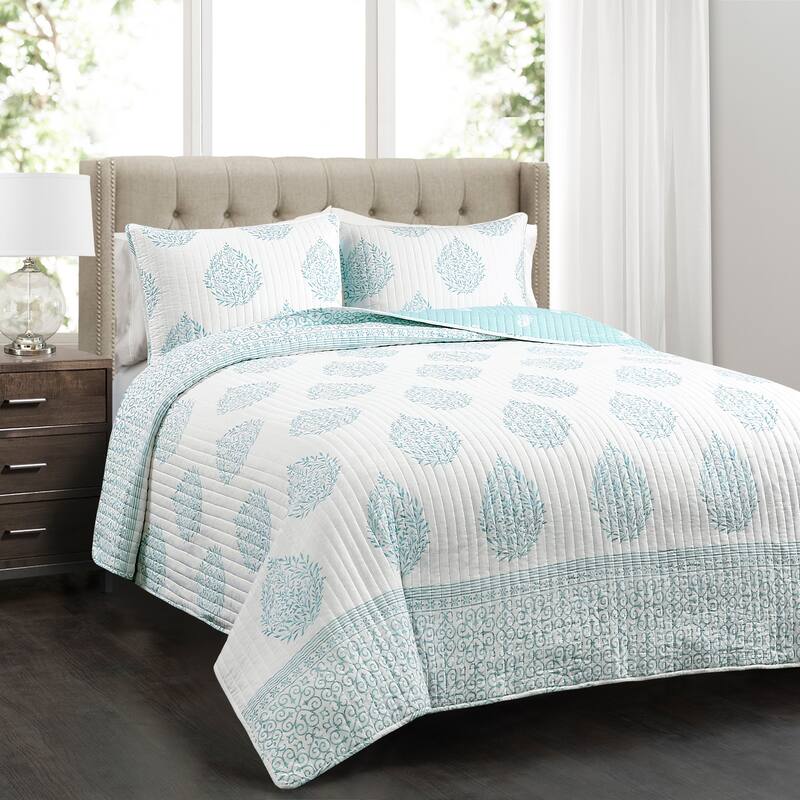 Lush Decor Teardrop Leaf 3 Piece Quilt Set
