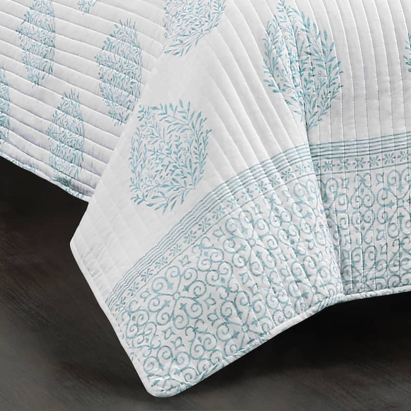 Lush Decor Teardrop Leaf 3 Piece Quilt Set