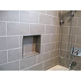 8 Foot Polished Chrome Finish Aluminum Round Edge Tile Trim 8 Foot Polished Chrome Finish Aluminum