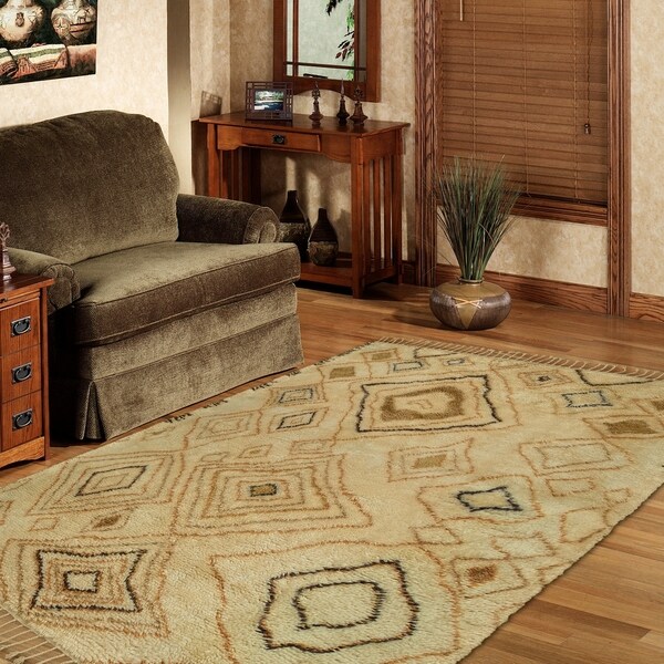 LR Home Hand Knotted Moroccan Abstract Diamond Ivory/ Gold Wool Rug - 8' x 10'/Surplus
