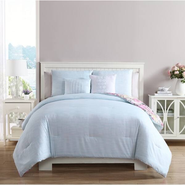 Shop Vcny Home Lucia Floral Reversible Comforter Set Multi