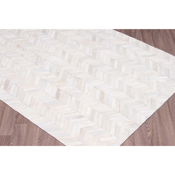 Shop Strick & Bolton Handstitched Chevron Cowhide Leather Rug