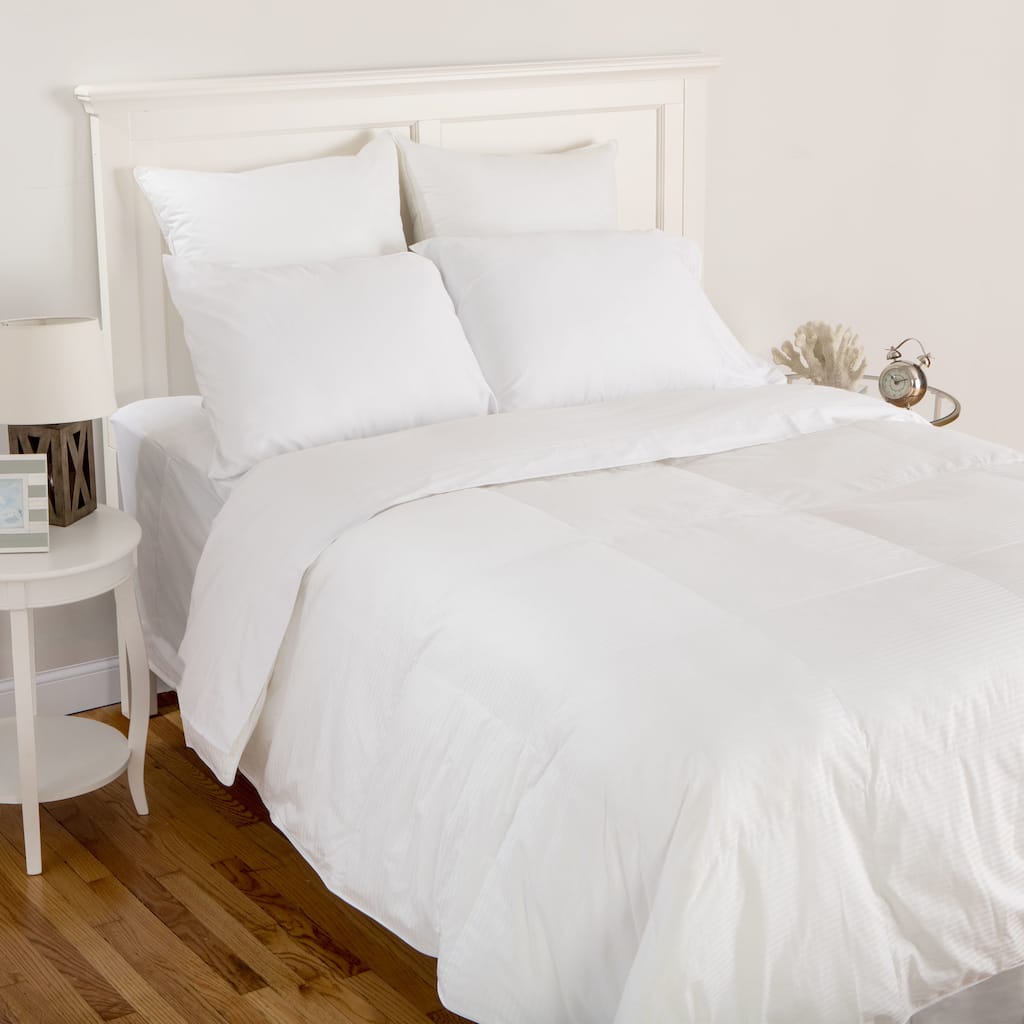 Tommy Bahama 650 Fill Power White Down All-season Comforter