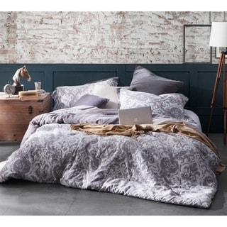 BYB Tavian Comforter