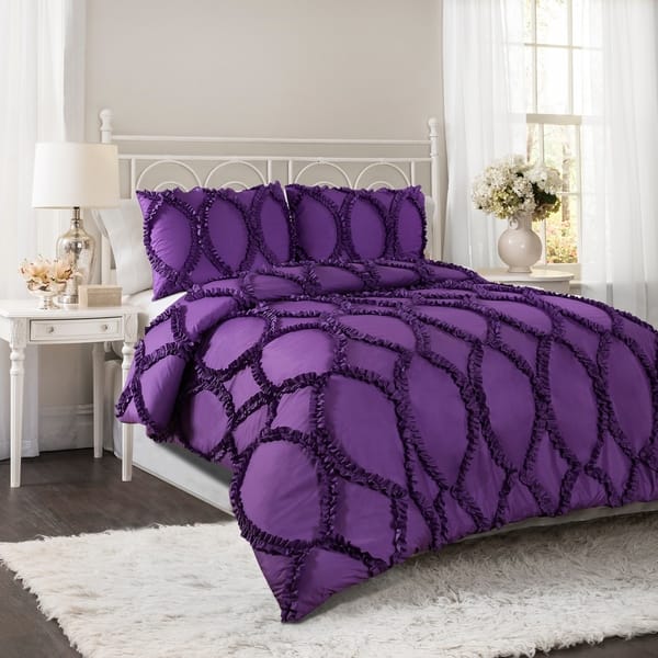 Shop Lush Decor Avon Ruffled White 3 Piece Comforter Set On Sale