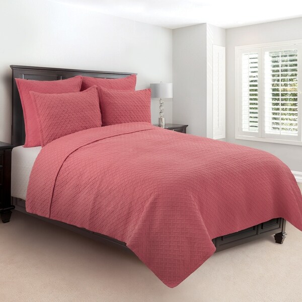Basket Weave Coral Quilt Set