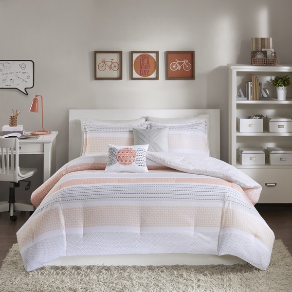 Intelligent Design Lou Coral Printed Reversible 5-piece Comforter Set