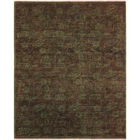 Over Dyed Color Reform Sandee Green/Green Wool Rug (5'10 x 7'3) - 5 ft. 10 in. x 7 ft. 3 in. - 5 ft. 10 in. x 7 ft. 3 in.