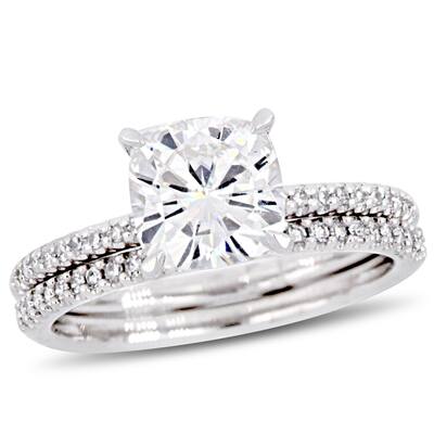 Miadora 2ct DEW Cushion-Cut Moissanite and 1/4ct TDW Diamond Bridal Ring Set in 14k White Gold