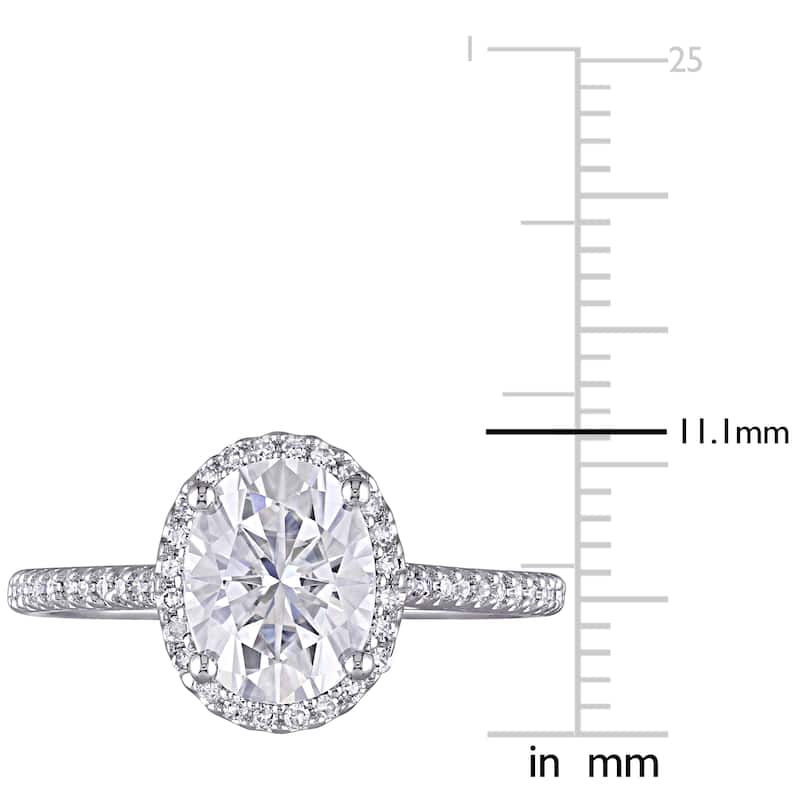 Miadora 2ct DEW Oval-cut Moissanite and 1/4ct TDW Diamond Halo Engagement Ring in 14k White Gold