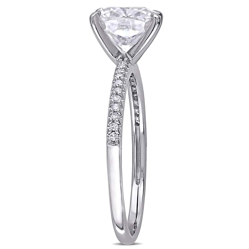 Miadora 2ct DEW Cushion-cut Moissanite and 1/10ct TDW Diamond Engagement Ring in 14k White Gold