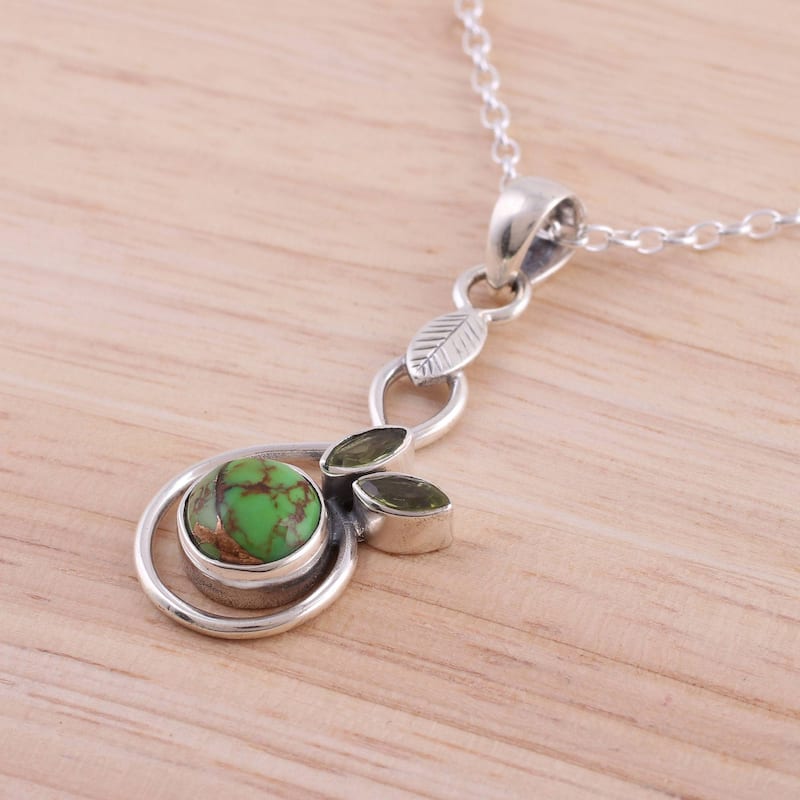 Handmade Sterling Silver 'Spring Beauty' Peridot Turquoise Necklace (India)