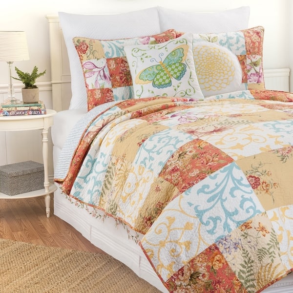 Francesca Quilt Set - Bed Bath & Beyond - 20225213