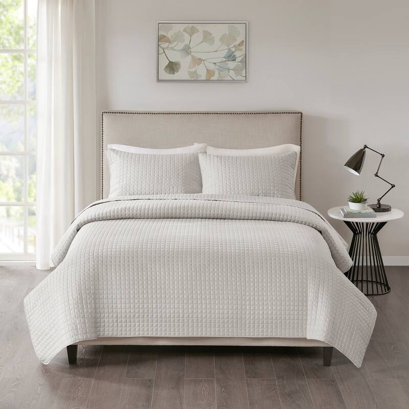 510 Design Nash Grey 3 Piece Reversible Quilt Set