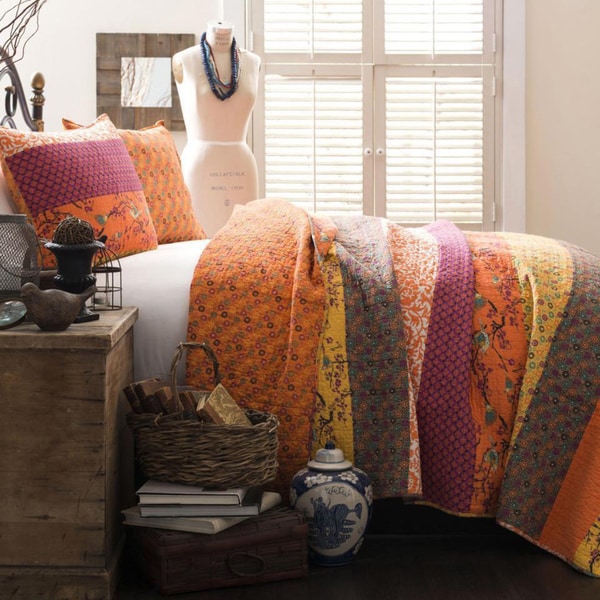 The Curated Nomad La Boheme 3-piece Striped Quilt Set