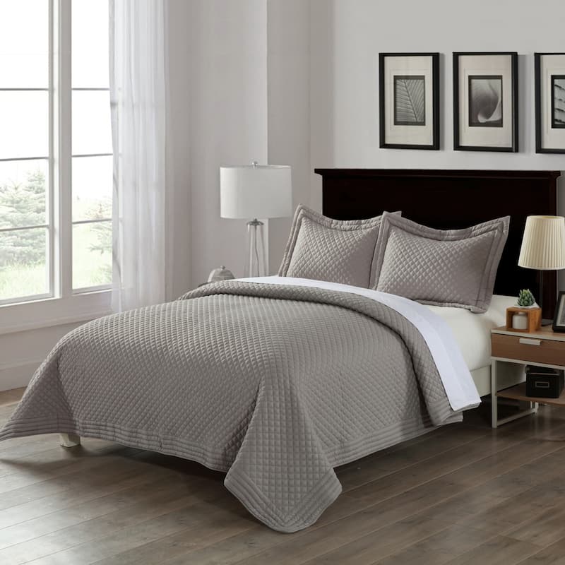 Porch & Den Clarita Microfiber Water/ Stain Resistant Quilt or Shams - Silver - Twin