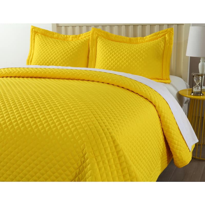 Porch & Den Clarita Microfiber Water/ Stain Resistant Quilt or Shams