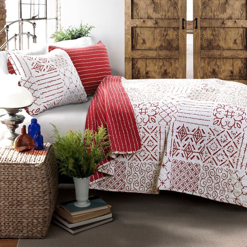 The Curated Nomad Sandia 3-piece Cotton Quilt Set