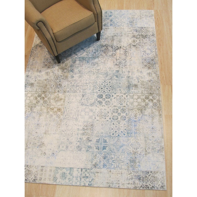 Green Distressed Bohemian Moderno Mosaic Rug by , Trendy and Stylish Area Rug for Adding a Bohemian Flair to You