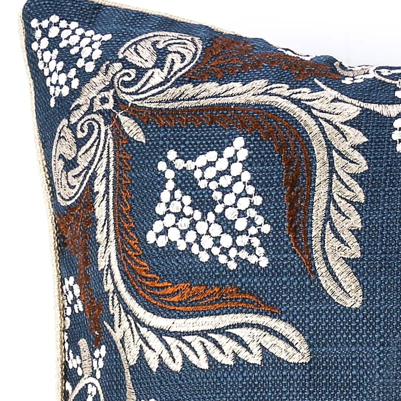 Mees Contemporary Blue Fabric Throw Pillows by Furniture of America (Set of 2)