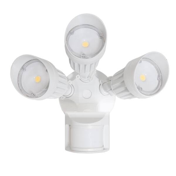 Maima 3 Head Outdoor Led Security Light 2700 Lumens Maima 3 Head Outdoor Led Security Light 2700 Lumens
