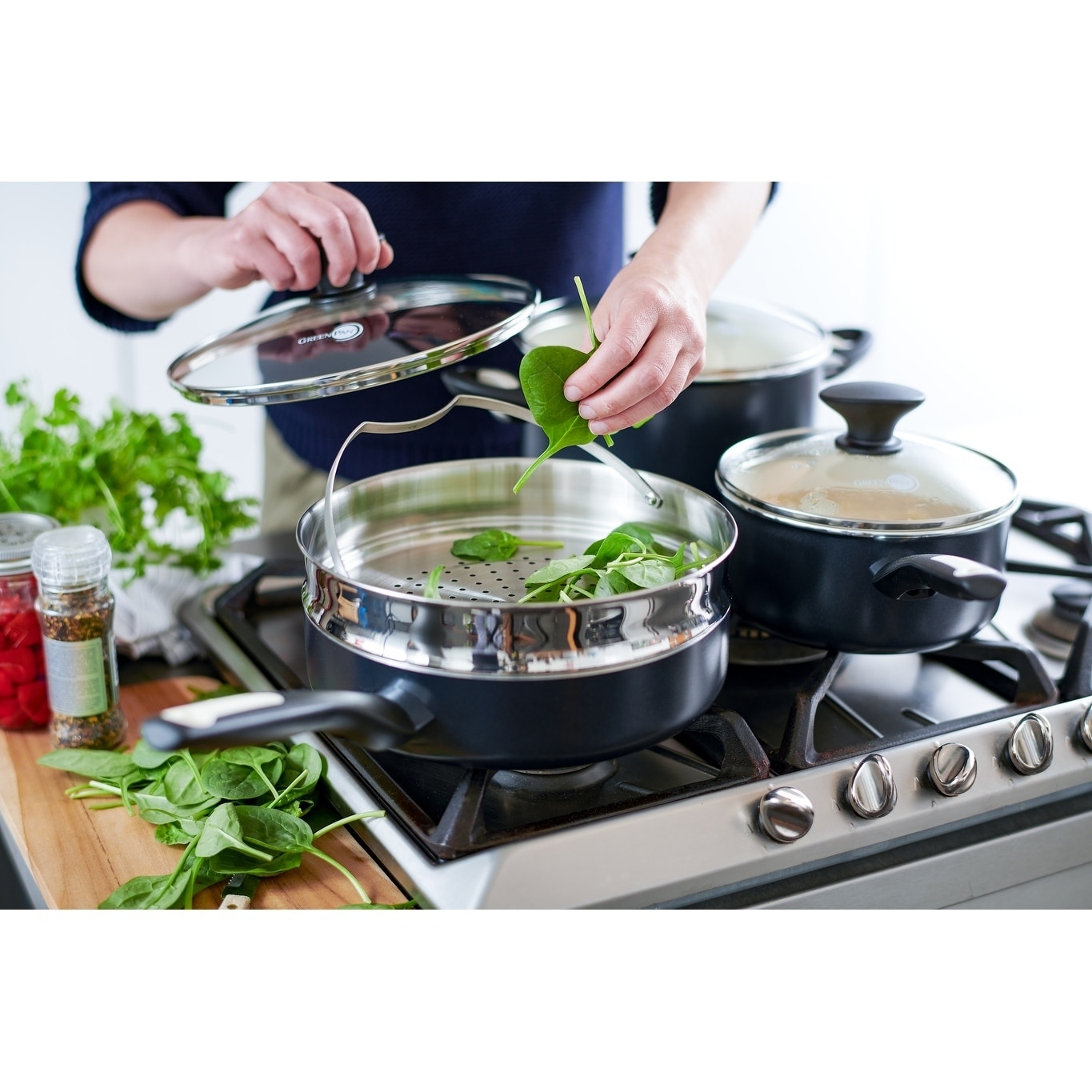 https://ak1.ostkcdn.com/images/products/20347373/GreenPan-Rio-2-Quart-Ceramic-Nonstick-Covered-Saucepan-Black-ab040a0a-49e4-420c-bac5-e7b7f89c3d2a.jpg