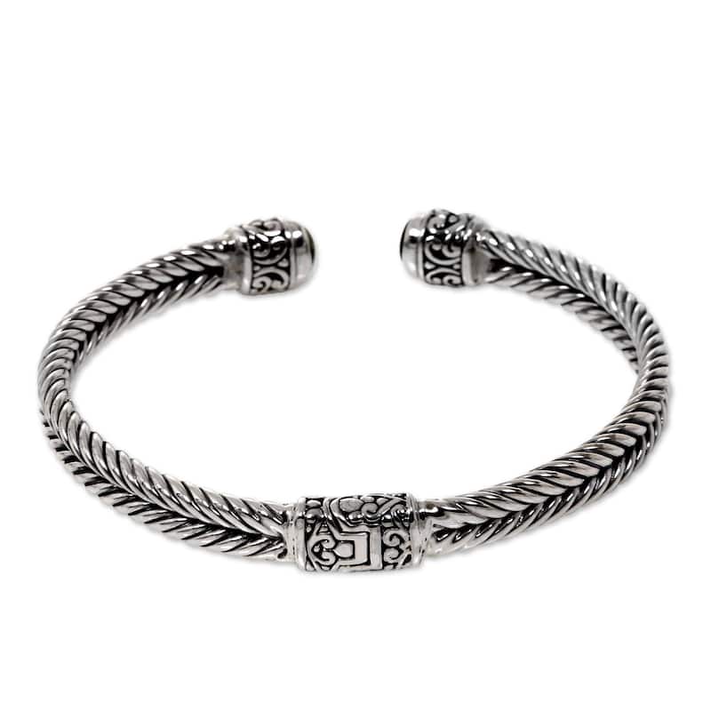 Handmade Sterling Silver 'Flower Buds' Garnet Peridot Bracelet (Indonesia)