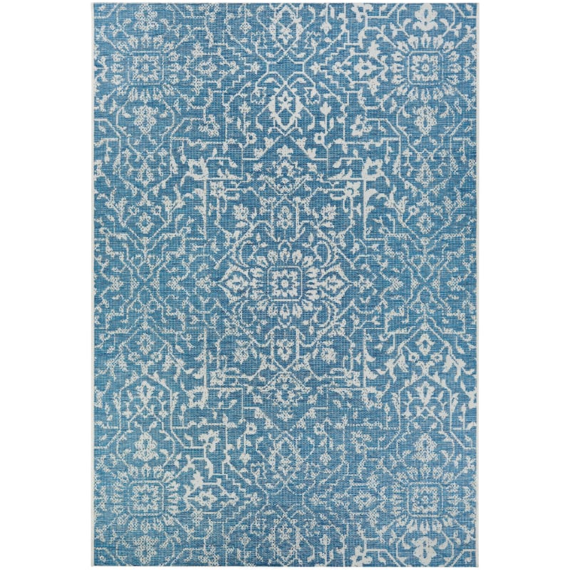 Carriage House Medallion Indoor/Outdoor Area Rug