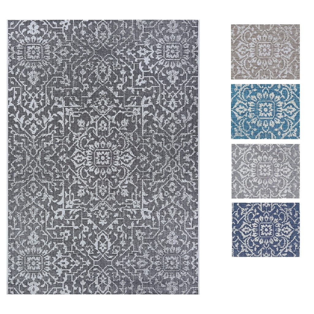 Carriage House Medallion Indoor/Outdoor Area Rug