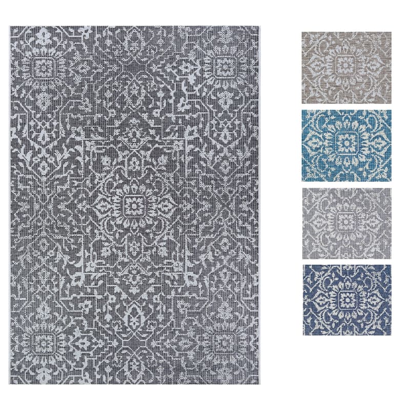 Carriage House Medallion Indoor/Outdoor Area Rug