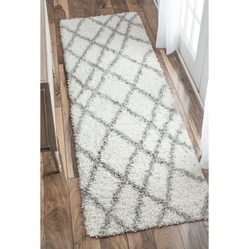 Nuloom Alexa Moroccan Trellis Shag Area Rug