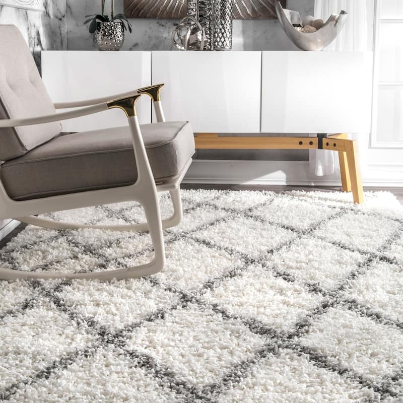 Nuloom Alexa Moroccan Trellis Shag Area Rug