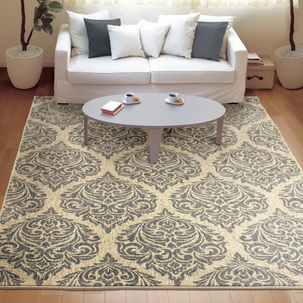 Traditional Madison Ivory Navy Rug by Carolina Weavers (7'10 x 10'10) - 7'1" x 1'1"