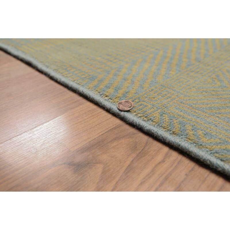 Contemporary Chic Oriental Hand Knotted Area Rug (6'x9') - 6' x 9'