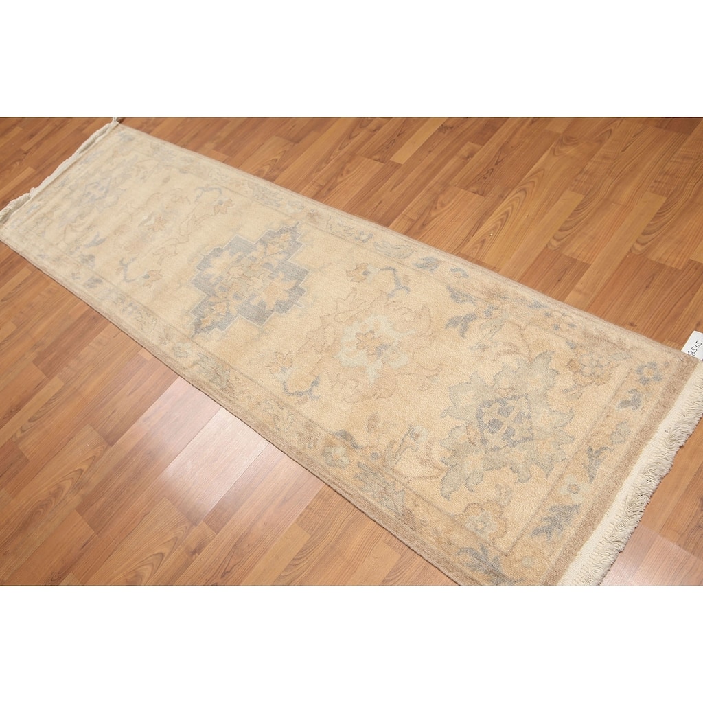 Quality Tabriz Runner Hand Knotted Oriental Area Rug (2'4"x8') - 2'4" x 8'