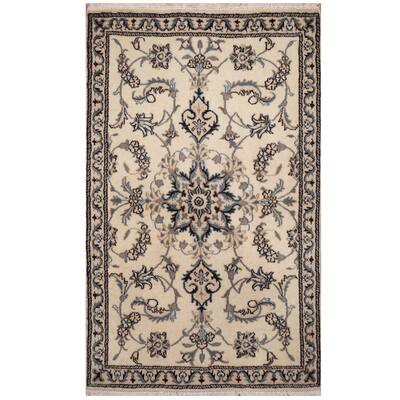 Handmade One-of-a-Kind Nain Wool and Silk Rug (Iran) - 2'10 x 4'7