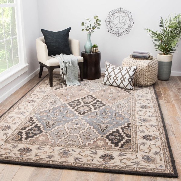 Calder Handmade Medallion Gray Tan Area Rug On Free Calder Handmade Medallion Gray Tan Area Rug