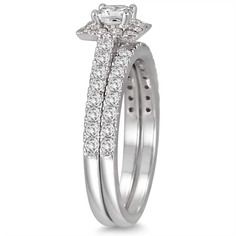 1 Carat TW Princess Cut Diamond Bridal Set in 14K White Gold