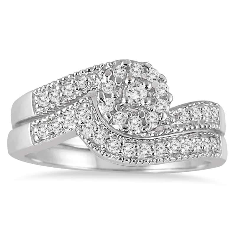 1/3 Carat TW Cluster Diamond Bridal Set in 10K White Gold