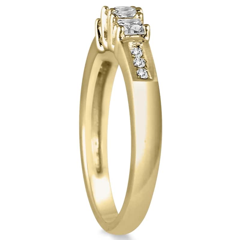1/2 Carat TW Diamond Three Stone Ring in 10K Yellow Gold (K-L Color, I2-I3 Clarity)