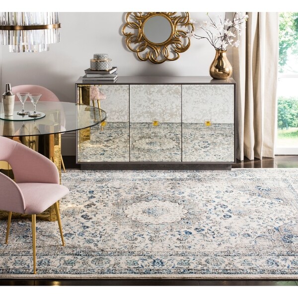 Samar Vintage Oriental Grey / Ivory Distressed Rug - 5'1 x 7'6 - 5'1 x 7'6