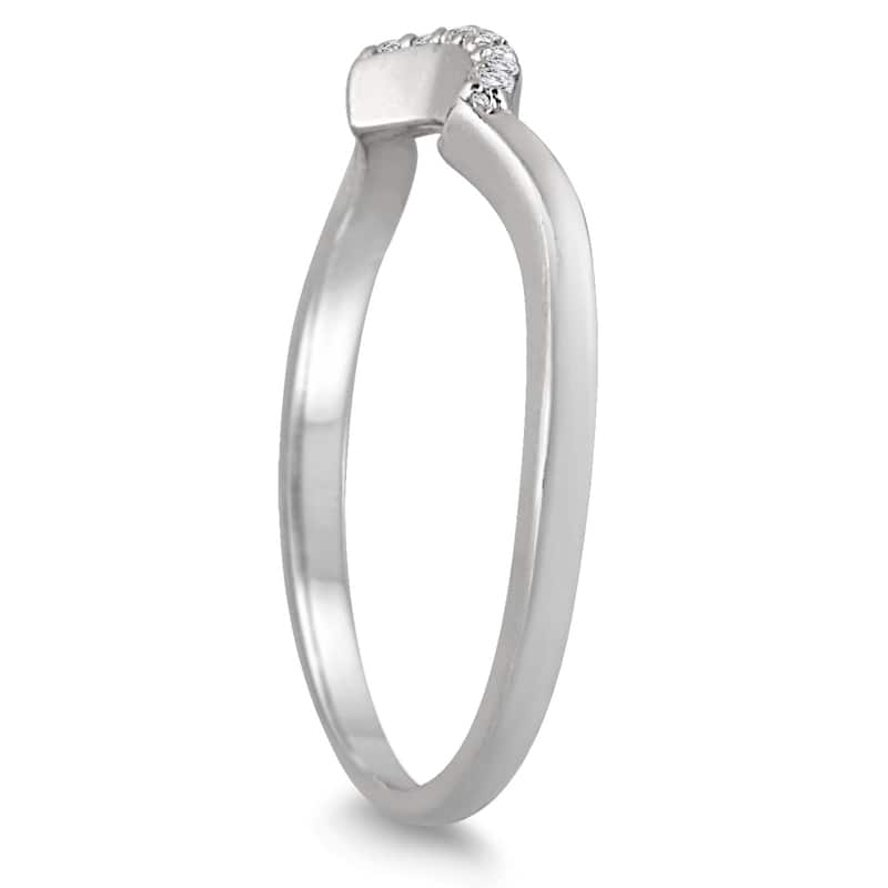 1/10 Carat TW Diamond Wedding Band in 10K White Gold