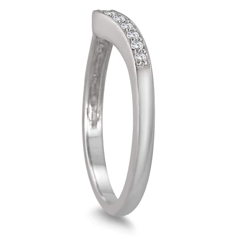 1/6 Carat TW Diamond Wedding Band in 10K White Gold