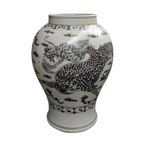 Handmade Hong Wu Flaring Rim Dragon Motif Jar