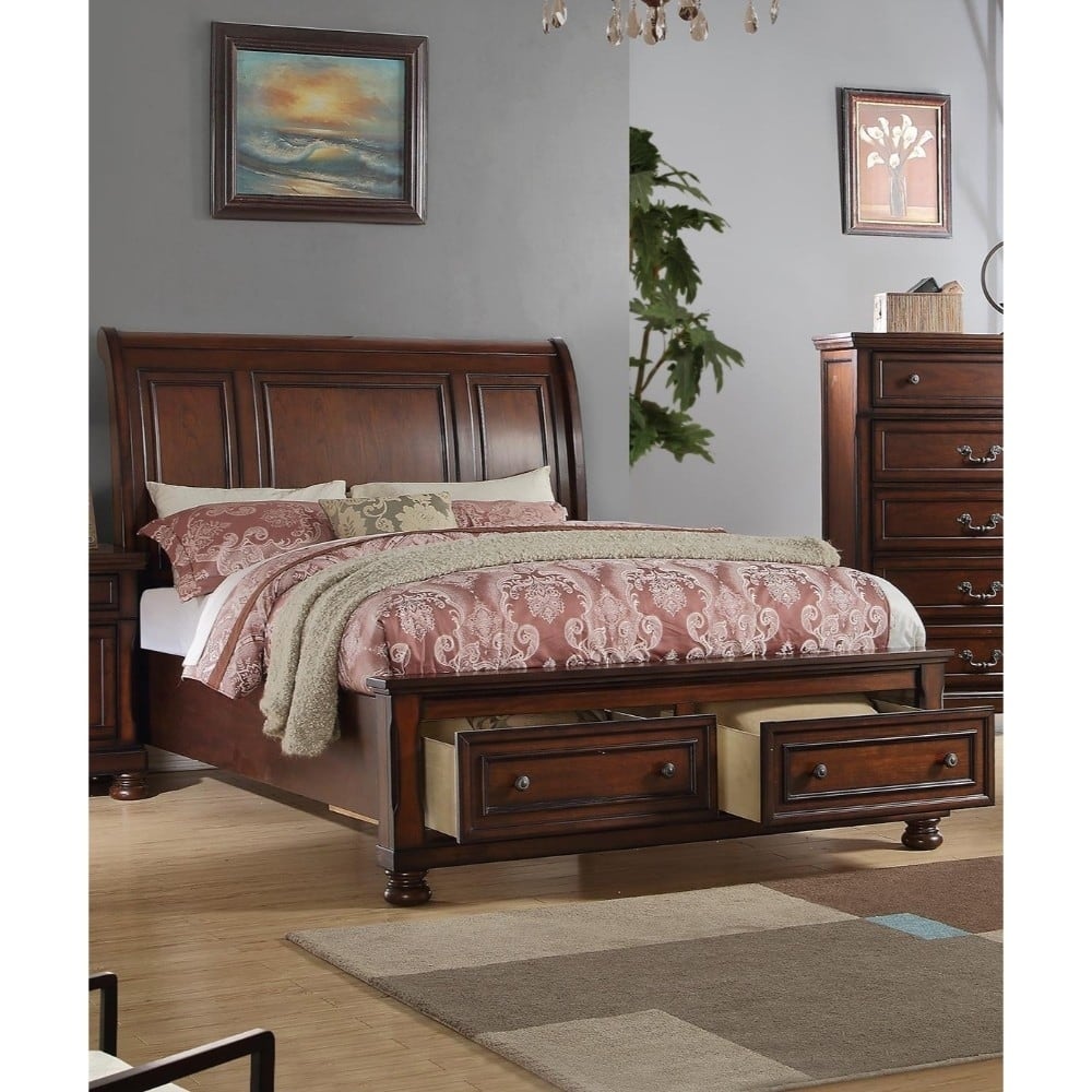 Splendid Wooden C.King Bed, Antique Cherry Finish