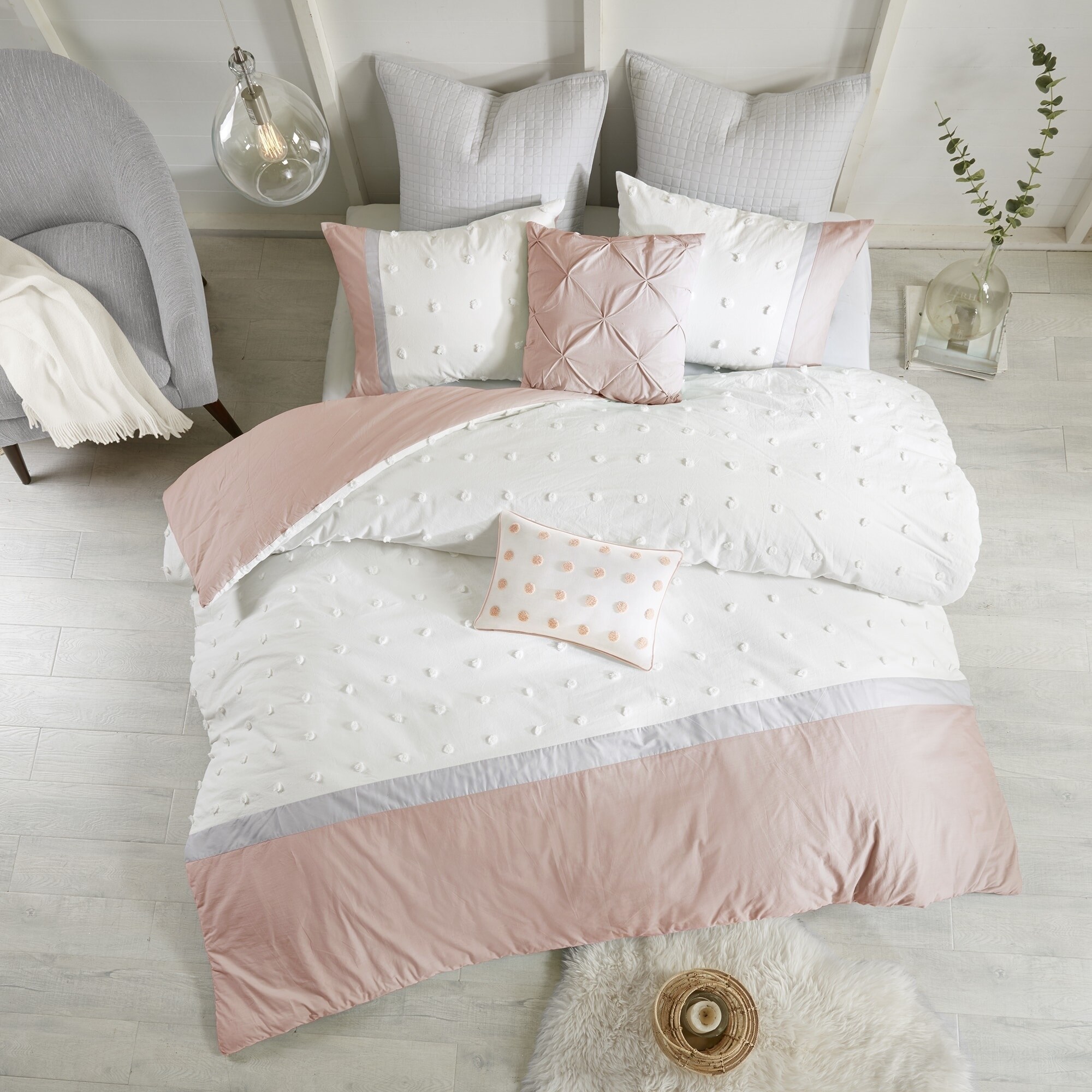 Shop Urban Habitat Jojo Blush Cotton Jacquard 7 Piece Duvet Cover