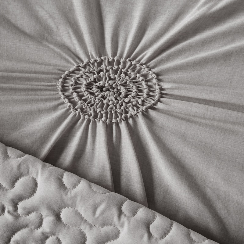 Madison Park Lorilyn Dark Gray 6-piece Day Bed Cover Set with Elastic Embroidery